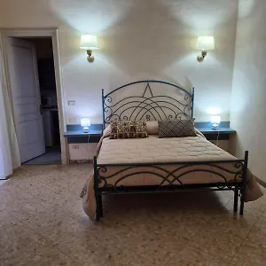 gli-appartamenti-di-palazzo-umberto-i.catania-hotels.net/